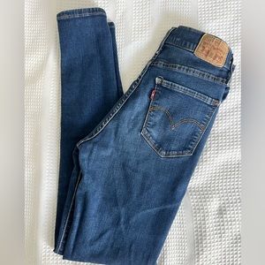 720 Levi’s high rise super skinny jeans